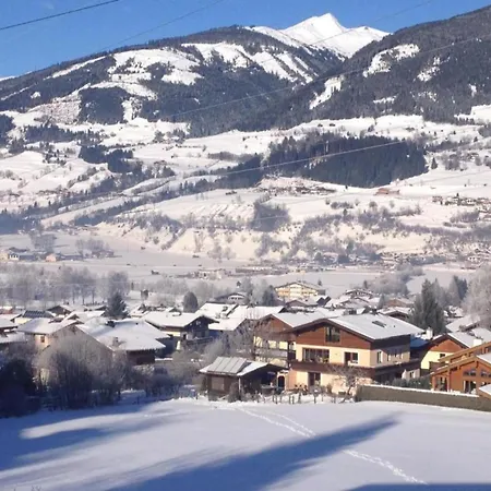 Dom wakacyjny In Near Slopes